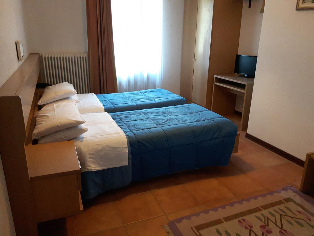 Hotel Pizzo Degli Uccelli Castello Tesino Eksteriør billede